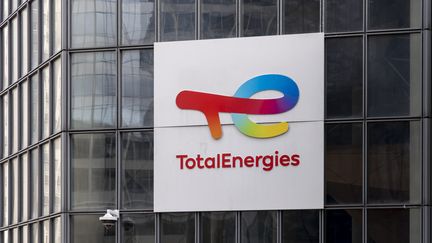 TotalEnergies abandonne un projet de centrale photovoltaïque en Guyane : la collectivité territoriale appelle la compagnie à