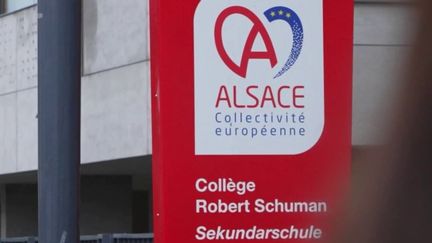 Bas-Rhin : après l’agression d’une professeure au couteau, élèves et parents tentent de surmonter la peur