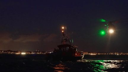 Anse de l'Aiguillon : un pêcheur de 69 ans secouru après avoir patienté durant toute une nuit sur un poteau