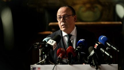 Mise en examen de Jacqueline Jacob dans l'affaire Grégory : ce qu'il faut retenir de la conférence de presse du procureur de Dijon