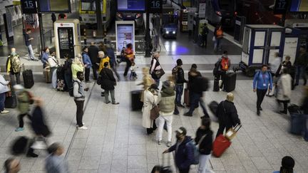 Dans le Sud-Ouest, jusqu'à neuf heures de retard et des trains annulés, une panne électrique en cause