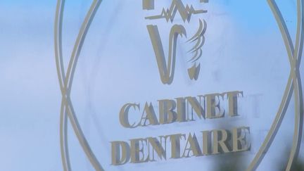 Yvelines : quatre dentistes soupçonnés d'escroquerie à l'Assurance maladie et de blanchiment de plus de 2 millions d'euros