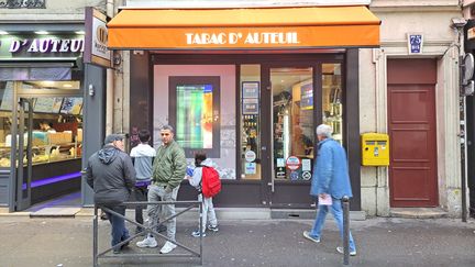 Un seul ticket, mais cinq vainqueurs... On vous raconte l'histoire de ce