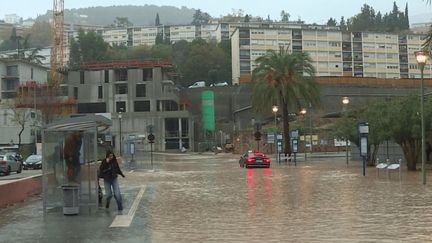 Intempéries : un septuagénaire, emporté par les eaux en Ardèche, toujours porté disparu