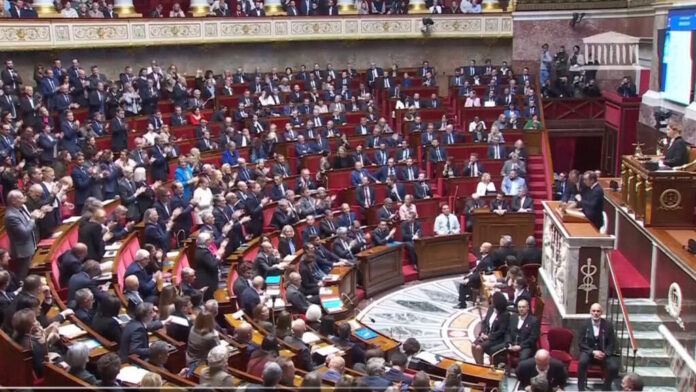 Médicaments : la transparence des prix fait débat à l’Assemblée