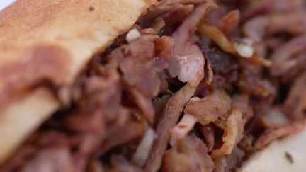 Fast-foods : une taxe pour limiter leur essor en France ?