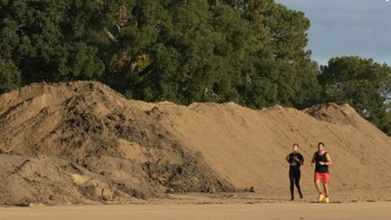 Landes : 15 000 mètres cubes de sable déplacés pour sauver les plages d'Hossegor
