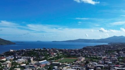 Mayotte : un an après Chido, la lente reconstruction de l'île favorise l'expansion des gangs