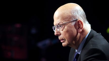 La préfecture de la Mayenne s’oppose au legs des archives personnelles de Patrick Buisson à une congrégation catholique