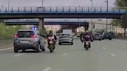 Motard percuté par une voiture de police : les deux agents jugés pour violences aggravées