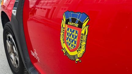 Un pompier blessé après avoir été agressé par trois personnes lors de sa tournée de calendriers dans la Sarthe