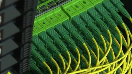 ADSL : la fibre déployée partout en France d'ici à 2030