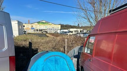 Dans la Sarthe, 600 personnes participent à une free party, une personne interpellée pour violences