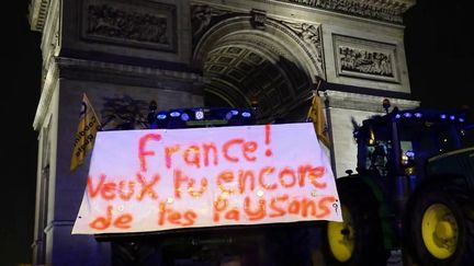 Colère des agriculteurs : une centaine de tracteurs entrée dans Paris dès ce matin