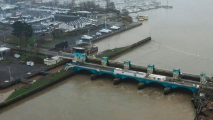 Inondations en Bretagne : les habitants se préparent à de nouvelles crues