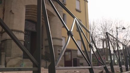 Refus d'obtempérer : un mineur de 16 ans blessé à bord d'un véhicule conduit par un chauffard de 15 ans