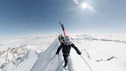 Entre ski, cyclisme et alpinisme, Mathéo Jacquemoud a réussi son pari fou de traverser les Alpes en seulement 20 jours