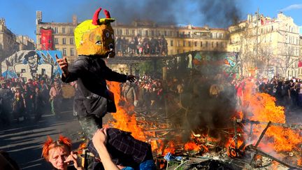 Dix-sept policiers blessés à Marseille lors d'affrontements à la fin du carnaval de la Plaine