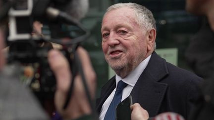 À Lyon, Jean-Michel Aulas reprend la campagne alors que LFI s'allie avec Grégory Doucet