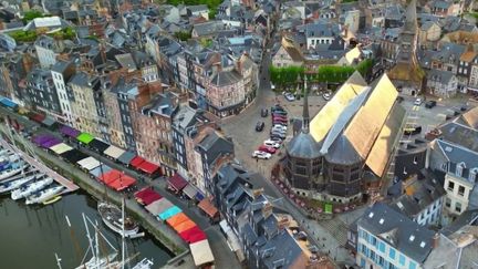 Honfleur : le port partiellement fermé à cause de bâtiments menaçant de s’effondrer