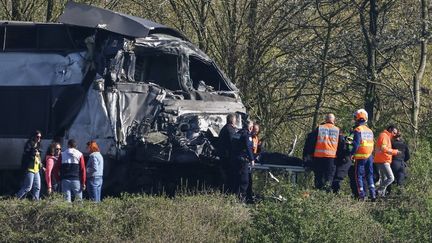 DIRECT. Collision entre un TGV et un poids lourd dans le Pas-de-Calais : un mort, deux blessés en urgence absolue et onze blessés légers, selon un nouveau bilan
