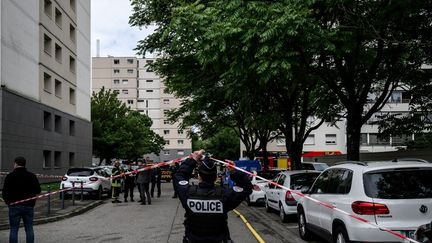 Trois personnes sont mortes dans un incendie près de Lyon, la piste criminelle envisagée