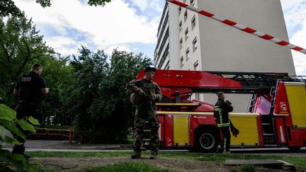 Incendie meurtrier près de Lyon : trois jeunes âgés de 16 à 18 ans ont été mis en examen