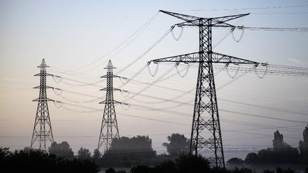 L'incendie d'un transformateur électrique dans la Somme prive 16 000 foyers de courant dans le département et 25 000 en Normandie