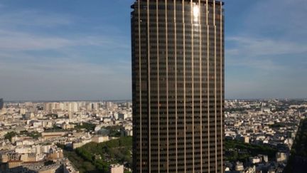 Tour Montparnasse : les copropriétaires se déchirent, le projet de rénovation vacille