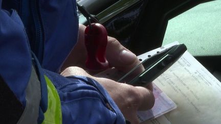 Téléphone au volant :