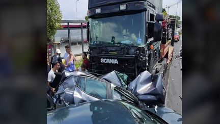Carambolage géant : un poids lourd fonce sur 22 voitures à Antibes