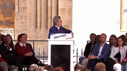 Présidentielle 2027 : Jean-Luc Mélenchon lance sa campagne à Saint-Denis