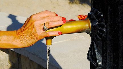 Sécheresse : 61 % de l'eau se perd dans les canalisations dans le nord-ouest des Pyrénées-Orientales