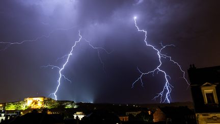Orages : deux personnes frappées par la foudre dans le Pas-de-Calais