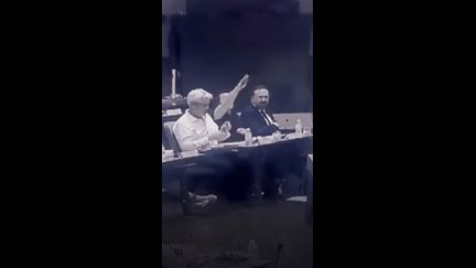Une élue PS-Place publique fait un salut nazi au conseil municipal de Perpignan