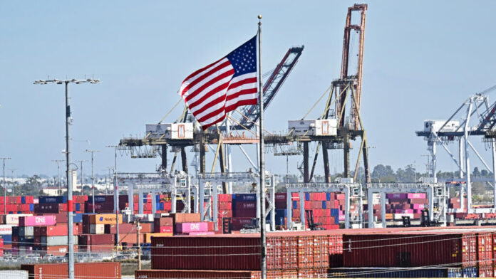 États-Unis : de nouveaux droits de douane visent plusieurs partenaires commerciaux