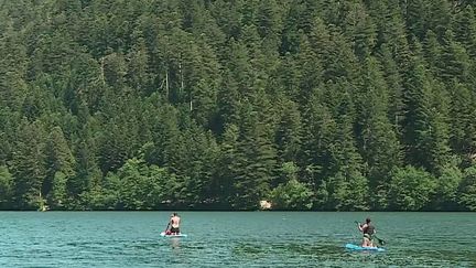 Vacances d'été : le succès de Xonrupt-Longemer dans les Vosges, choisi par de nombreux Français pour ses paysages de montagne et sa quiétude