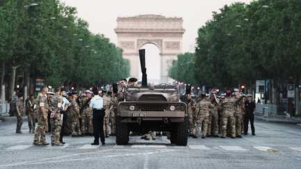 Dernier défilé d'Emmanuel Macron, démonstrations militaires inédites, 7 000 policiers mobilisés... Ce qu'il faut savoir sur l'édition 2026 du défilé du 14-Juillet