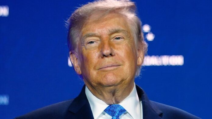 Donald Trump a presque triplé sa fortune personnelle qui prospère grâce aux cryptomonnaies
