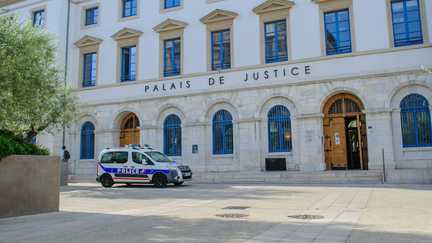 Meurtre de Thomas à Crépol : des avocats de la défense demandent la récusation des juges d'instruction et la nullité de la circonstance aggravante de