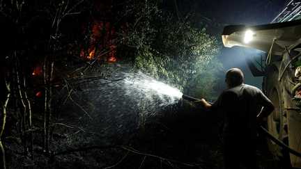 Incendie de Fontainebleau : 87 500 euros débloqués pour indemniser les agriculteurs qui ont aidé les pompiers