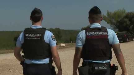 Randonnée, baignade… Les gendarmes assurent aussi la prévention contre les incendies dans le Gard