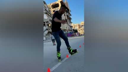 À Gaza, ces patineurs font des décombres leur terrain de jeu