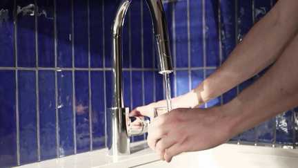 Vienne : à Châtellerault, 19 000 foyers privés d'eau froide à cause de la canicule