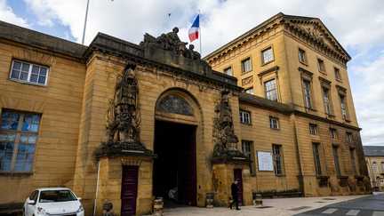 Un militaire a été mis en examen à Metz pour avoir détourné l'IA de l'armée à des fins pédopornographiques