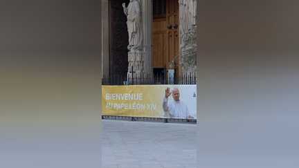 Le pape Léon XIV remplit le stade de France