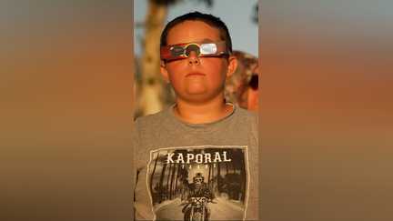 Éclipse : des étoiles plein les yeux