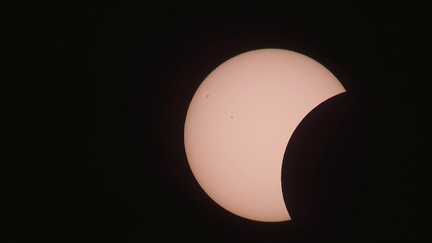 Éclipse :