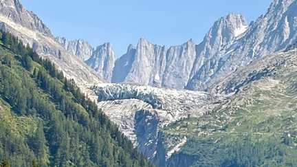 “On va très certainement s’acheminer vers une année catastrophique pour les glaciers”, alerte un scientifique spécialiste de la haute montagne
