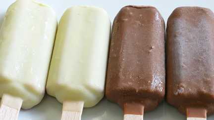 Artisanales ou industrielles, bâtonnets ou pots... Qu'y a-t-il vraiment dans les glaces ?